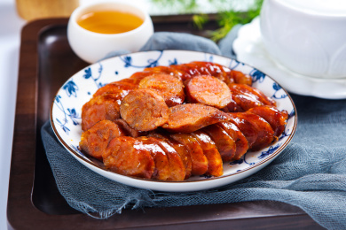 中国四川传统风味麻辣可口的腊肠