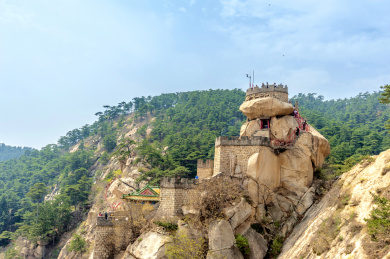 中国辽宁省锦州北镇市医巫闾山白云关