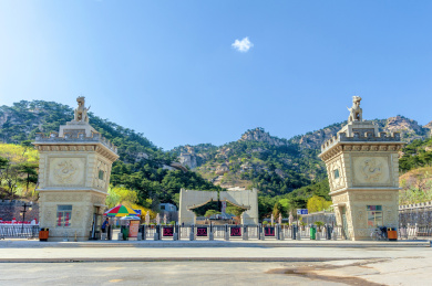 中国辽宁省锦州北镇市医巫闾山