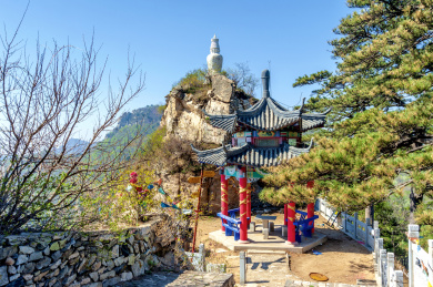 中国辽宁省锦州北镇医巫闾山脉大芦花景区