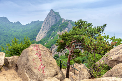 中国辽宁省丹东市凤凰山将军峰