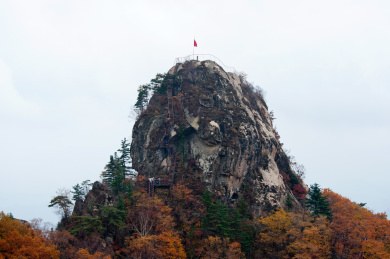 中国辽宁丹东宽甸天桥沟秋景