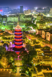 中国江西省南昌市绳金塔夜景