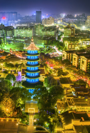 中国江西省南昌市绳金塔夜景