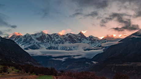中国西藏林芝南迦巴瓦雪山