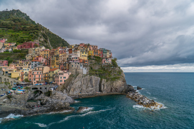 欧洲意大利利古里亚大区五渔村马纳罗拉全景