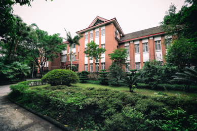 重庆大学b区法学院建筑风光