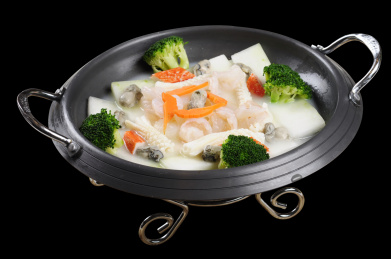 中国美食粤菜银锅冬瓜煮三鲜