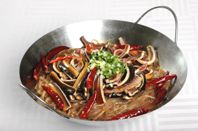 中国美食热菜锅仔川味鳝丝