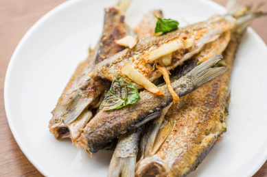 法式香煎野生河鲜翘嘴鲌配薄荷