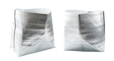 两只海鲜保温包装袋铝膜袋在白背景上