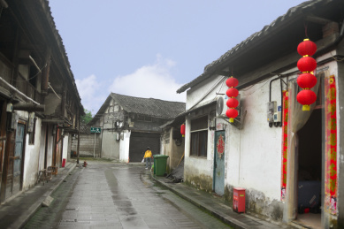 四川元通古镇街道的老式川西民居