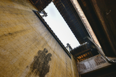 中国徽派古建筑内部天井景观