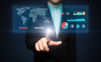 数据分析人员触控虚拟全息投影屏幕进行全球化金融数据智能分析解析