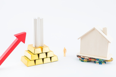 棚户区改造是改善群众居住条件，兼顾完善城市功能、改善城市环境的一项民生工程。