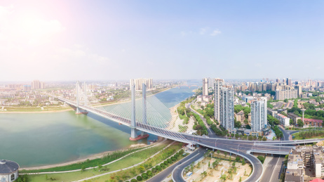 天气晴朗下的湖南省益阳市西流湾大桥