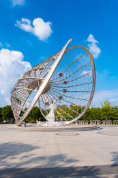 中国安徽省蚌埠市张公山公园景区珍珠玉女雕像