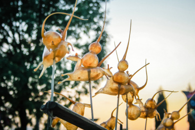 中国传统手工艺人制作的“糖人”