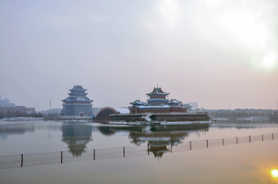 中国河南开封冬季北宋金明池雪景