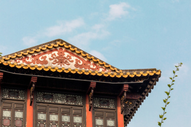 广州大佛寺中式传统仿古建筑屋檐窗台