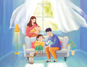 一家人坐在沙发上妈妈抱着宝宝爸爸在给孩子讲故事