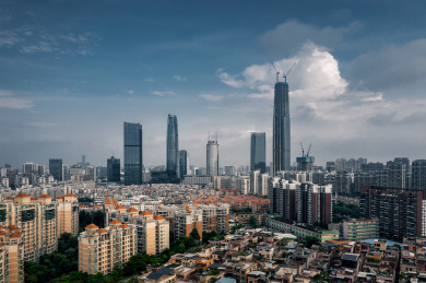 中国广东省东莞市莞城CBD中轴线上的建筑群