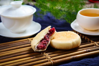 特色美食点心云南手工玫瑰鲜花饼