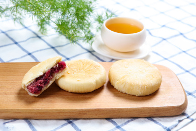 特色美食点心云南手工玫瑰鲜花饼