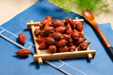 传统中医中药材卤料香料栀子果