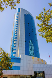 中国山东省烟台市标志性建筑海关大楼