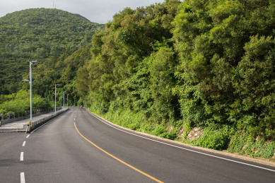 广东阳江海陵岛的临山公路