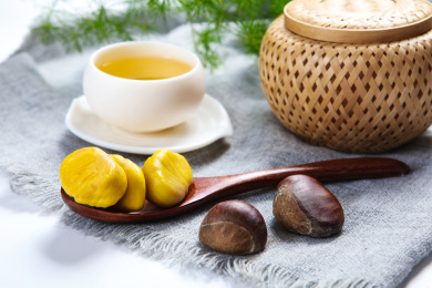 美味可口的新鲜有机栗子板栗