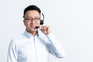 棚拍白背景亚洲商务人像