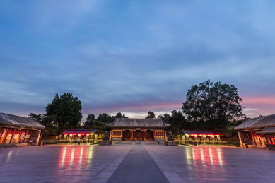 中国北京颐和园园林建筑夜景