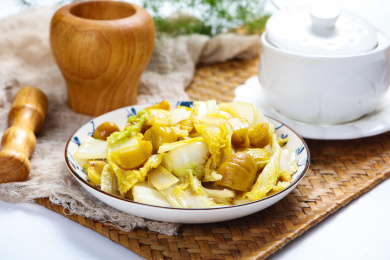 经典美食家常菜板栗烧白菜