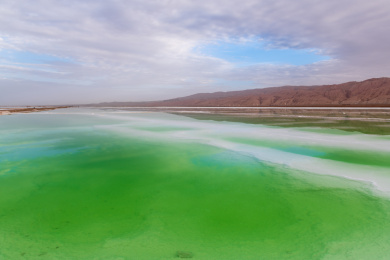 中国青海省海西州茫崖翡翠湖