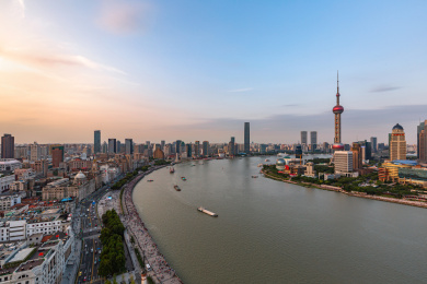 中国上海黄浦江建筑风光带