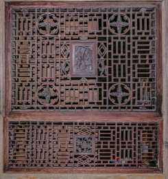 中国福建省闽北居家传统工艺木雕户牖窗户静物装饰品