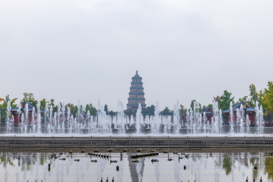 中国陕西省西安市大雁塔喷泉广场喷泉景观
