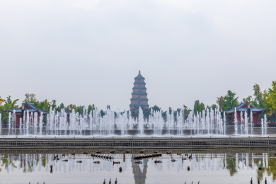 中国陕西省西安市大雁塔喷泉广场喷泉景观
