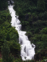 山东省枣庄市山亭区的山泉