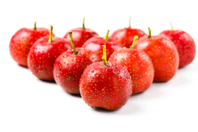 白底上红山楂摆成的倒三角造型