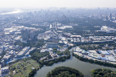 航拍中国广东省广州市海珠湖风光