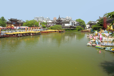 南京市秦淮风光带秦淮河及游船