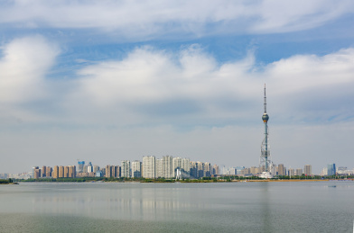 中国山东临沂南坊新区电视塔