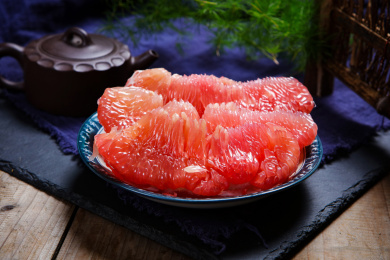 新鲜水果富含维生素的红肉柚子