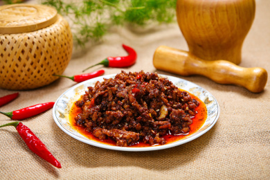 香辣美味的农家小米辣肉酱