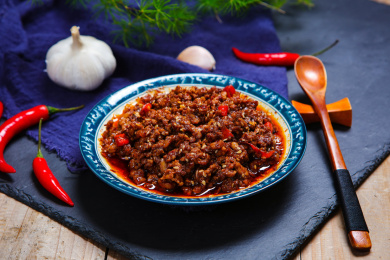 特色美味农家开胃香辣肉酱