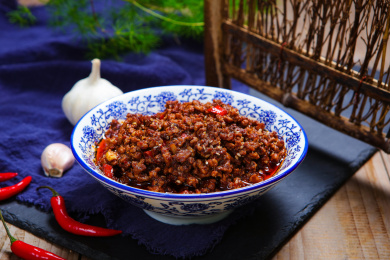 特色美味农家开胃香辣肉酱