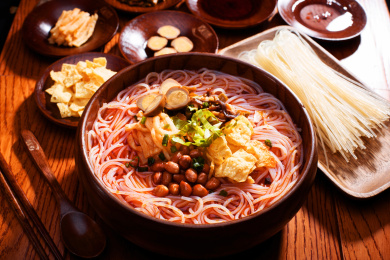 广西柳州特产螺蛳粉